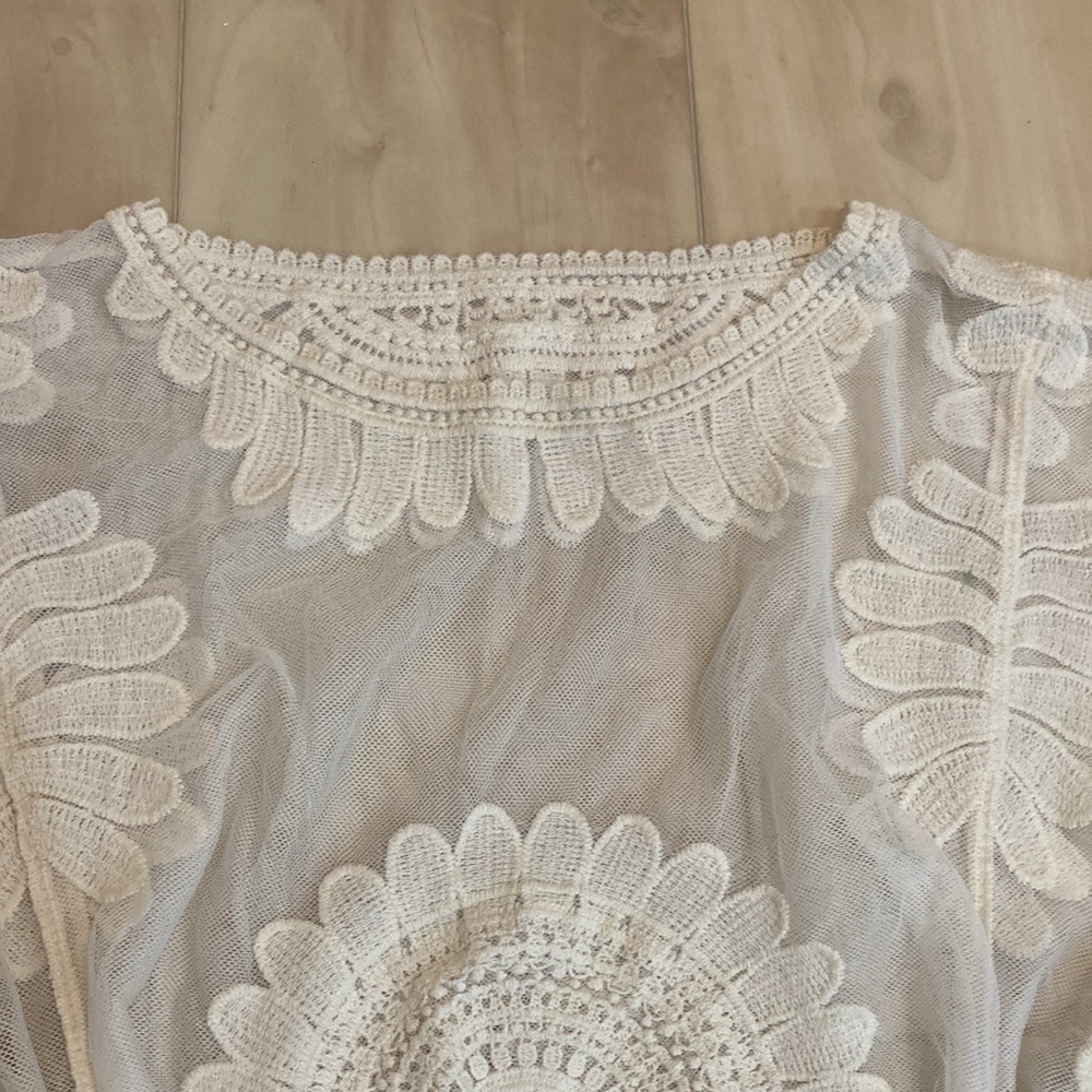 Cupshe swim cover up - Picture 5 of 16